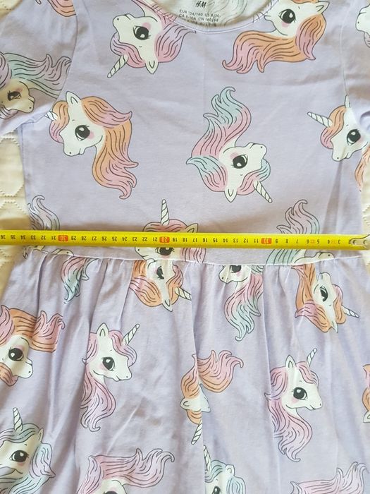 Śliczna fioletowa sukienka dla dziewczynki w jednorożce H&M r.134/140