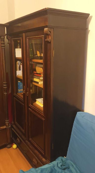 Duża biblioteka z modrzewia. Antyk. przełom XIX i XX w. Przepiękna!