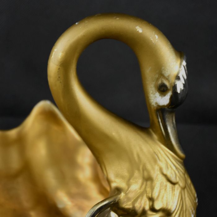 Floreira / Fruteiro em forma de cisne prateado e dourado Capodimonte