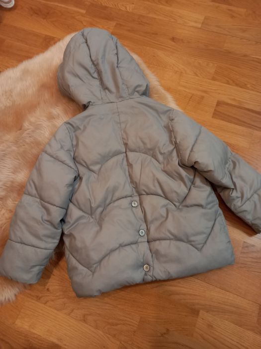 Курточка для дівчинки від Zara, 116 см.