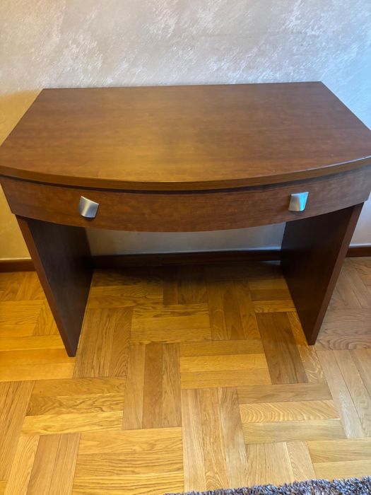 Drewnianie biurko/toaletka