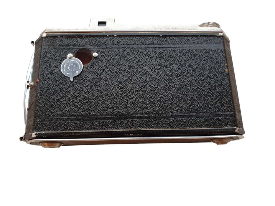 Stary aparat miechowy Kodak 620 z obiektywem Anastigmat f4,5 Angenieux