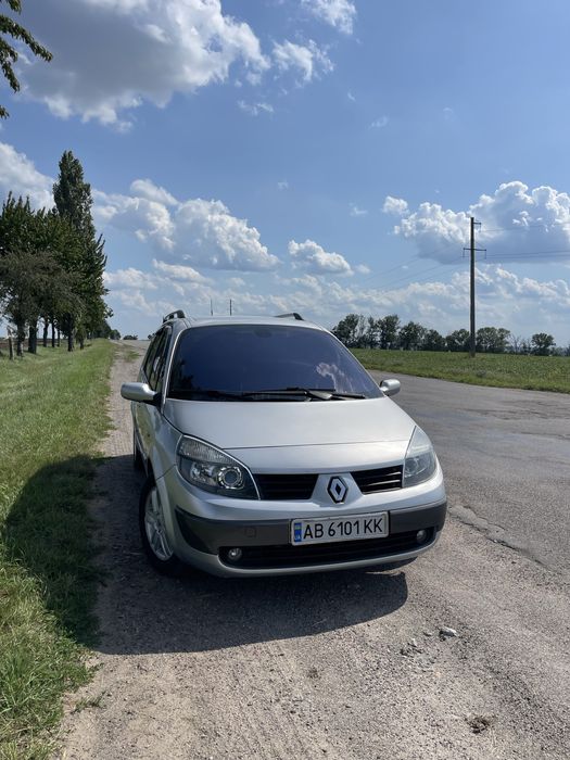 Renault Grand Scenic 2