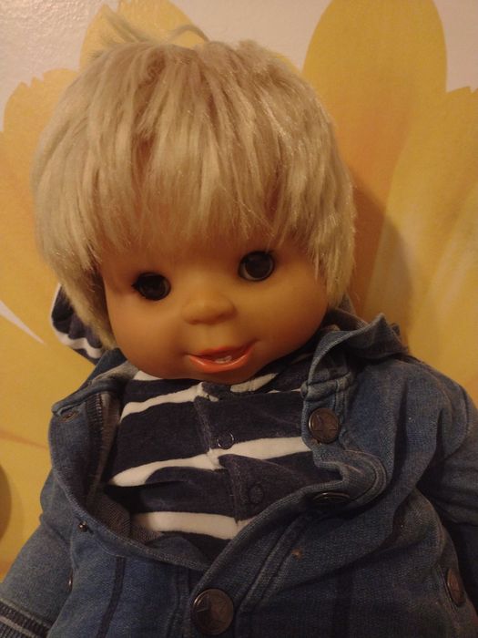 Duża niemiecka lalka bobas