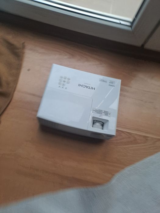 Rzutnik Hitachi cp-dx250 używany