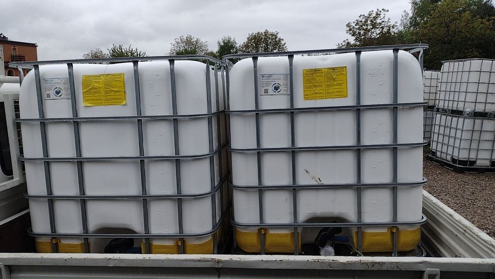 Zbiornik Mauzer 1000l na rsm wodę itp...