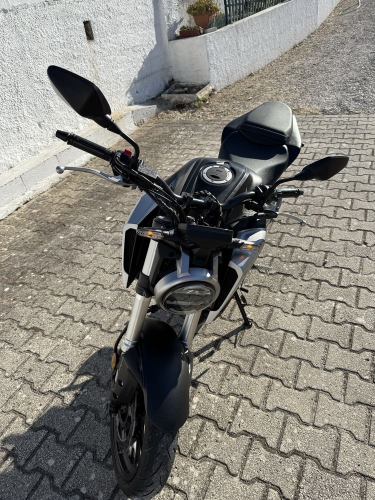 Honda Cb125r 2019