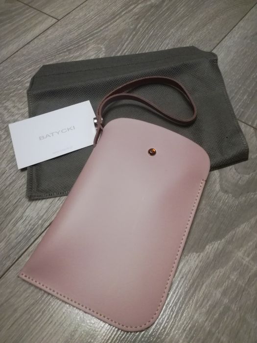 Etui na telefon Batycki