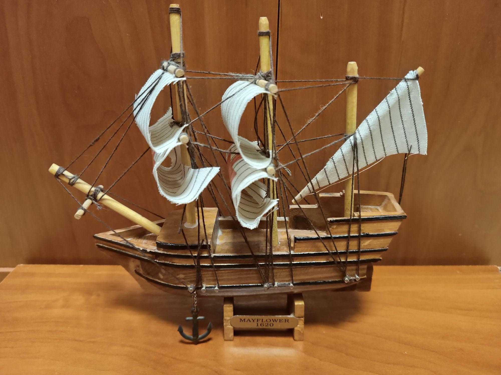 Коллекционная модель парусника Mayflower 1620. Дерево. Англия.