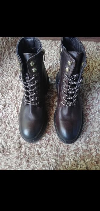 Skórzane ocieplane markowe buty 37