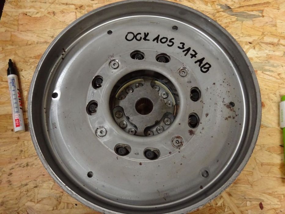 dwumasa s tronic  audi a4 b8 b9 a6 c7 a7 0CK 105 317 AB czesci