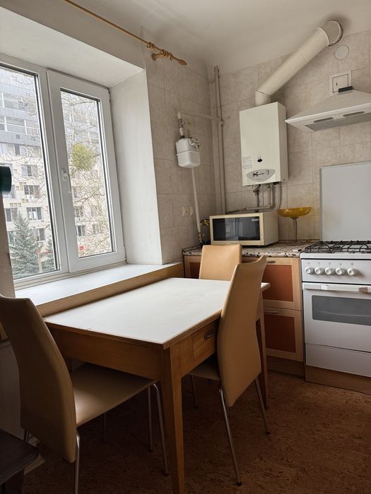 Самая лучшая цена! Срочно 2 к.кв. с ремонтом Ак.Проскуры