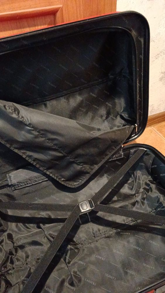CCC Lasocki duża czerwona walizka XXL 60l
