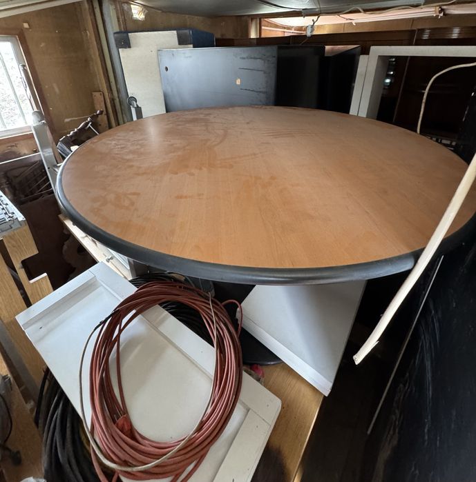 Mesa Redonda usada bom estado