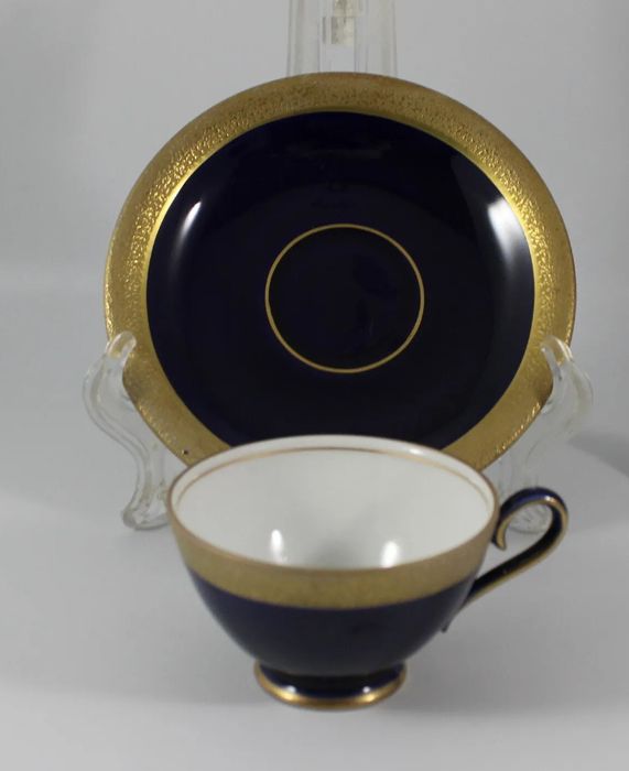 Porcelana Turyngia ILMENAU ECHT Kobalt Złocony serwis MOKKA