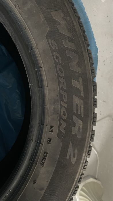 Opony zimowe Pirelli 235/18/60 Winter 2  Scorpion