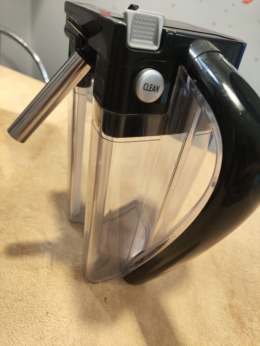 Ekspres do kawy De'Longhi esam 4500 magnifica pronto cappuccino