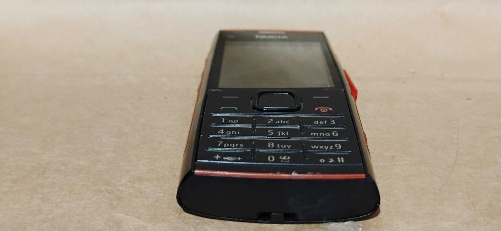 NOKIA  X2   rm-618  + ładowarka bez simlock dobry stan