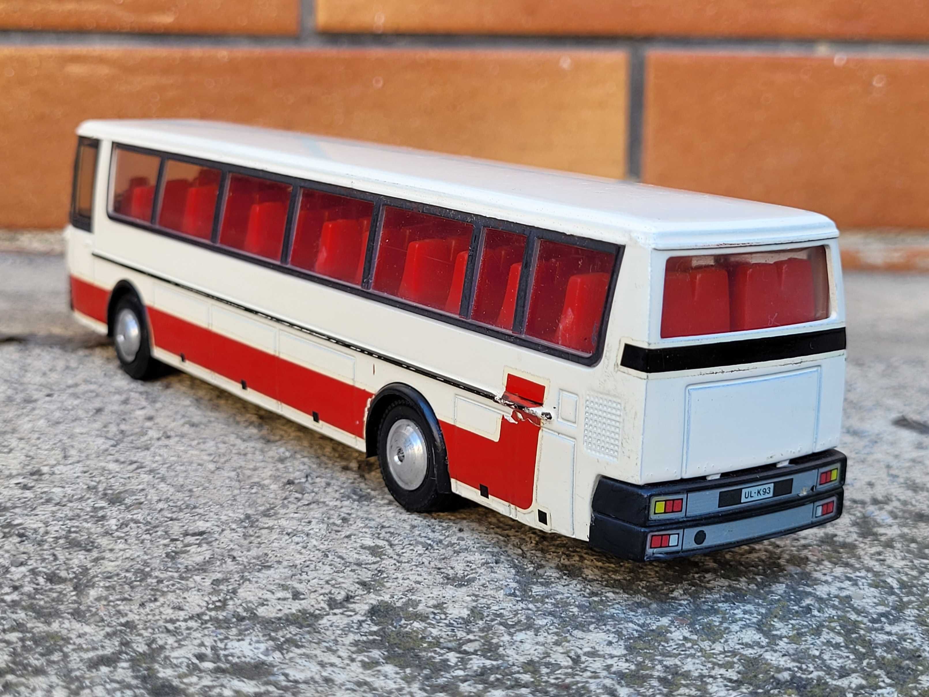 Autobus Autokar Magirus deutz luxusreisebus kolekcja NZG 1:60 PKS