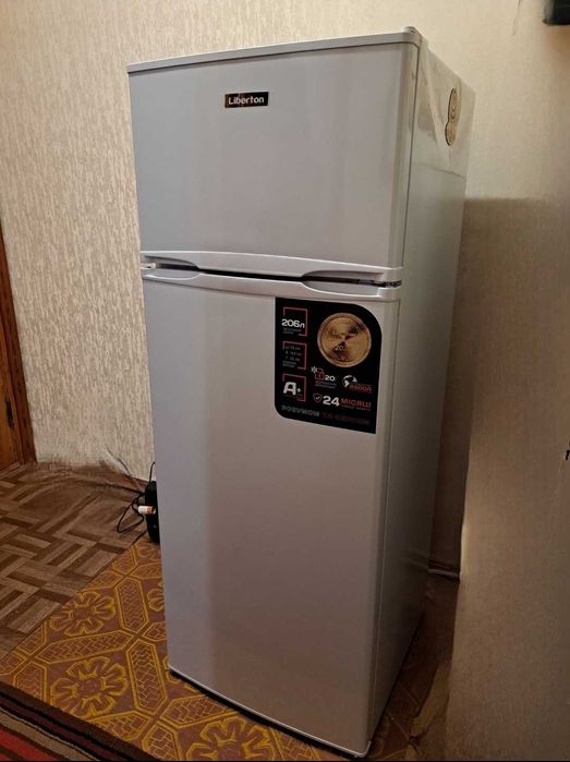 Холодильник LIBERTON LRU 143-206H