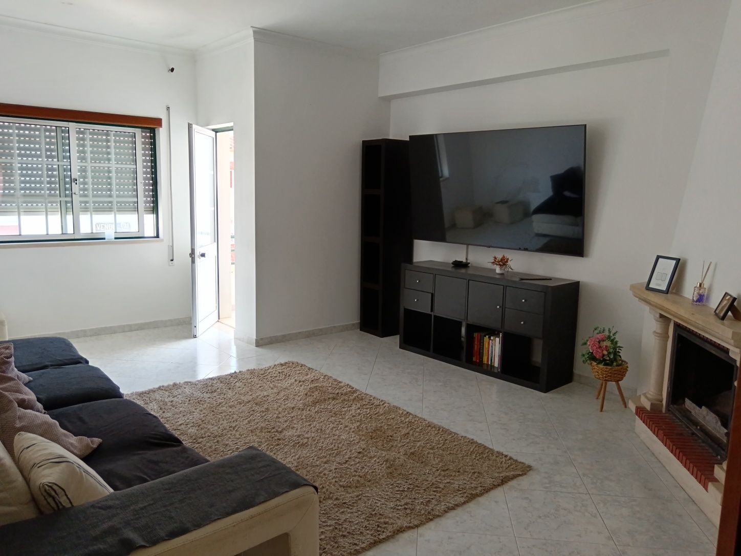 Apartamento T3 semi-equipado
