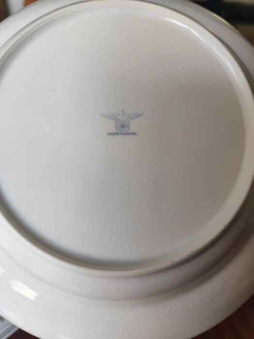 Serviço de porcelana para 10 pessoas