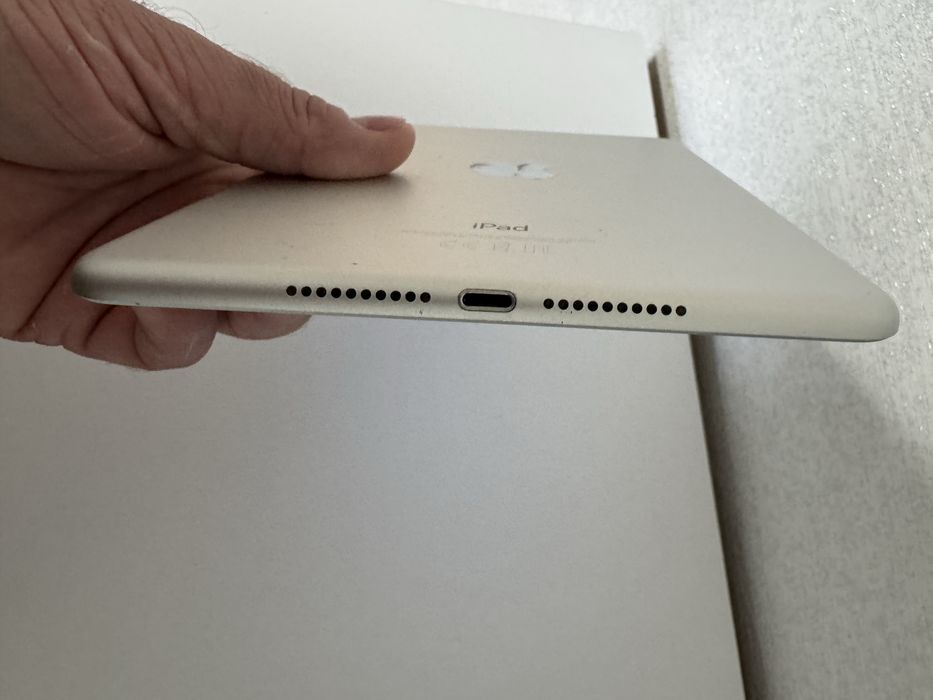 iPad mini 5 покоління 2019 7.9 64gb
