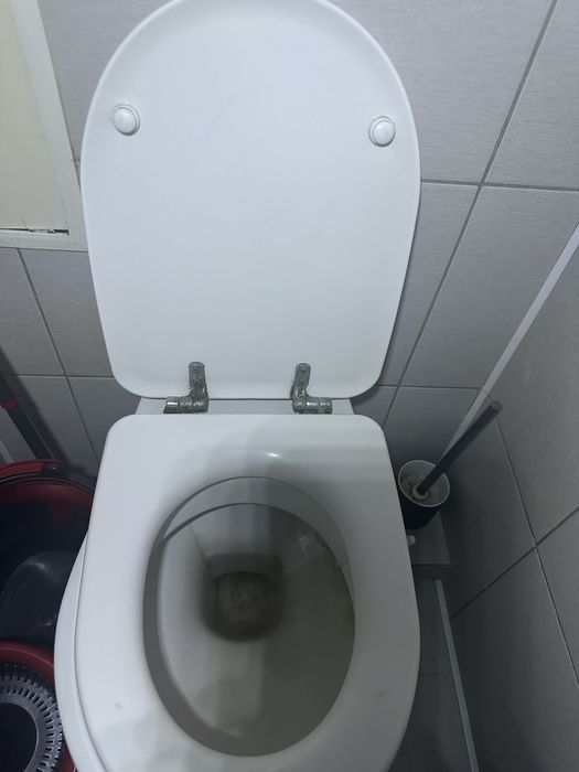 Унітаз підвісний з інсталяцією