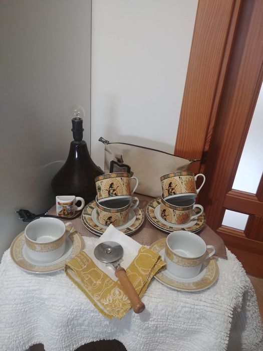 Лот лампа килим косметичка ніж для піци чашкитарілочки рушничоксерветк