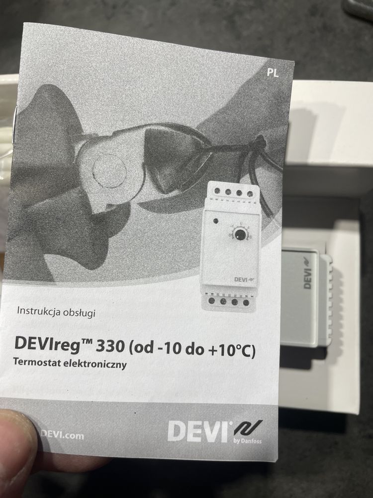 DEVI reg 330  termostat