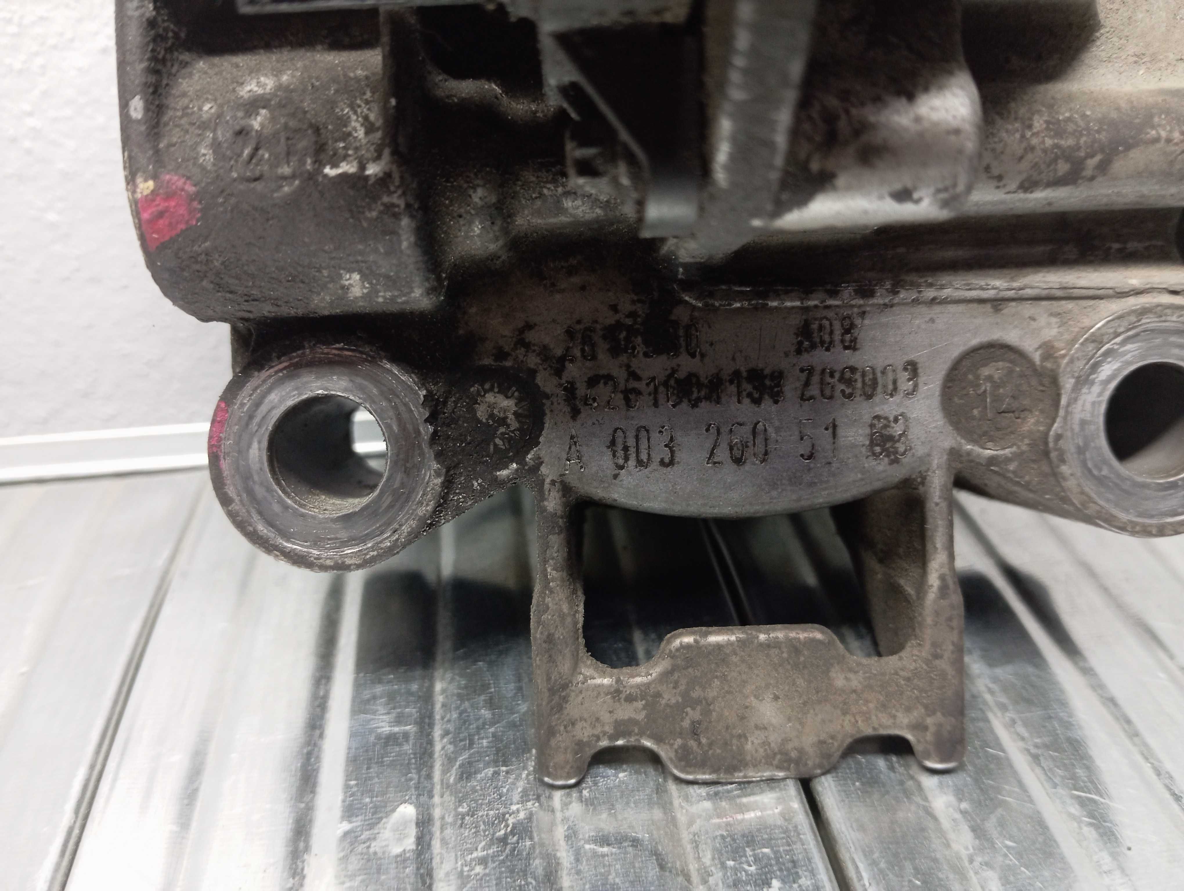 Cylinder zakresu Festo Mercedes MP4