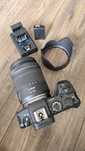 Canon eos RP z bateriami i plecakiem
