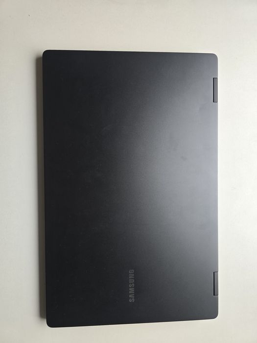 Samsung Galaxy book 3 360 15.6 16/1TB