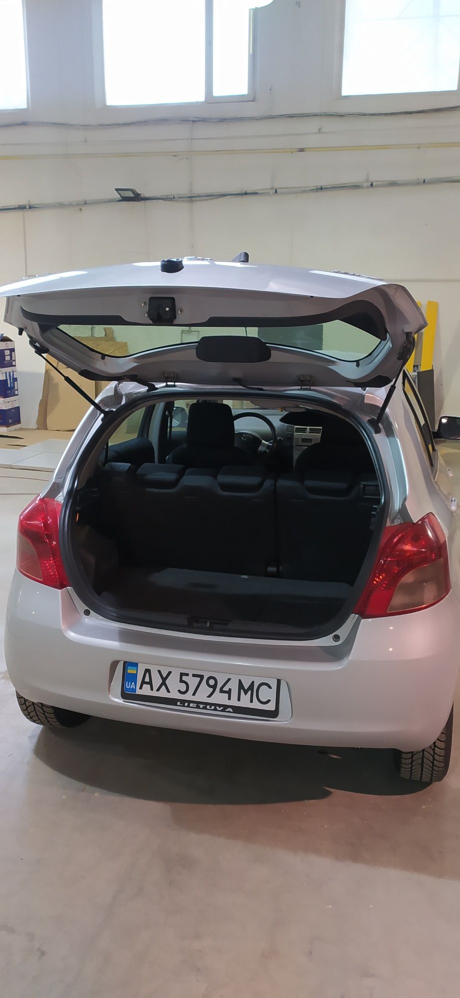 Продам Toyota Yaris 2006