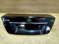 Mercedes C-klasa W204 Coupe FL lift klapa bagażnika tył tylna oryginał