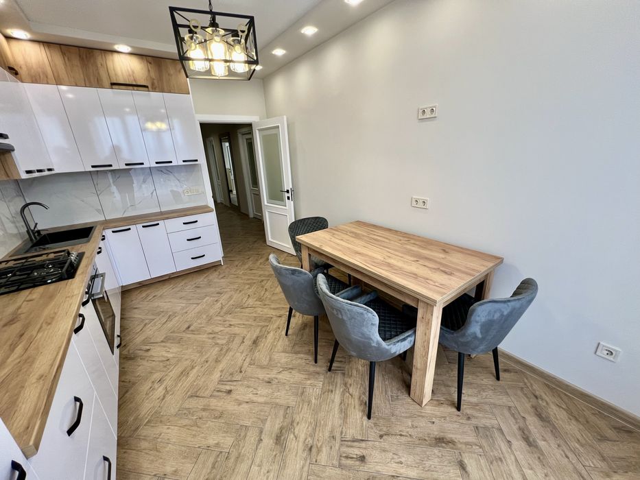 Довготривала оренда 2 кім. квартири по вул. Героїв Крут. Сокільники