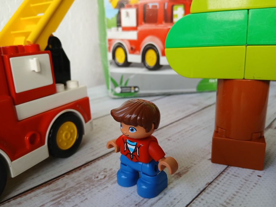 Lego duplo 10901 Лего дупло Пожежна машина, оригінал