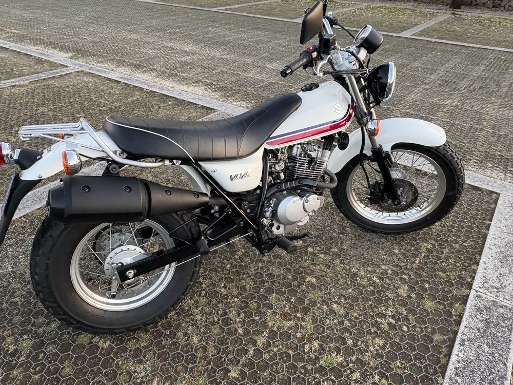 Suzuki VanVan 125, coleção, igual a nova.