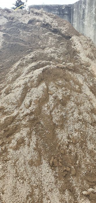 Żwir, kruszywo, wysiewka, podsypka, 0-4, 2-8, 0-16 mm wywrotka 3,5 t