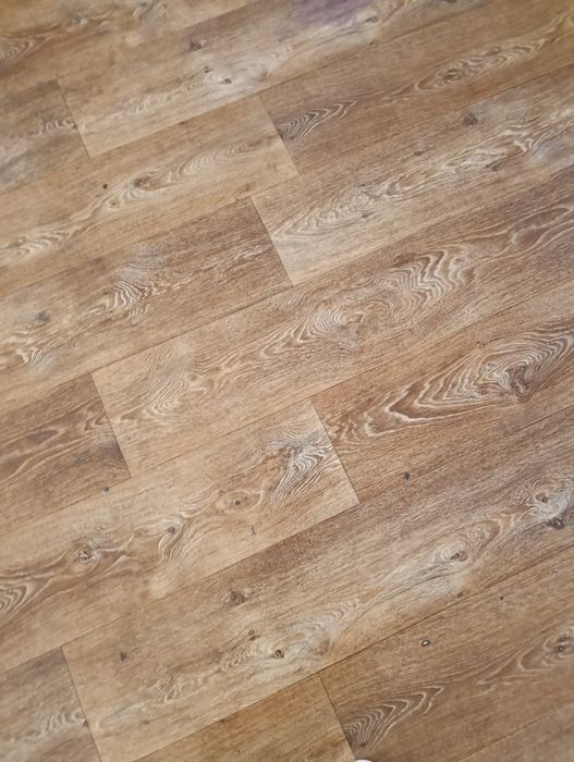 Продам леноліум.