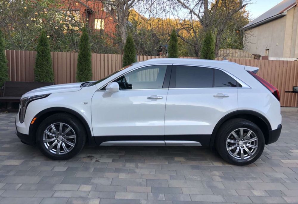 Cadilac XT4 2019