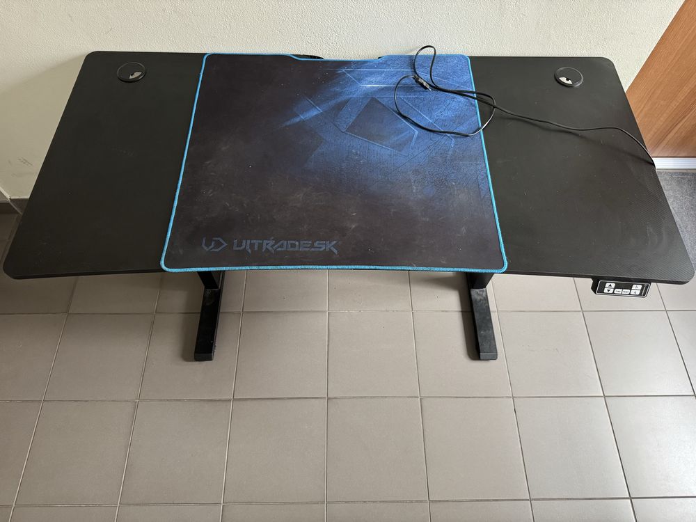 Biurko regulowane Ultradesk