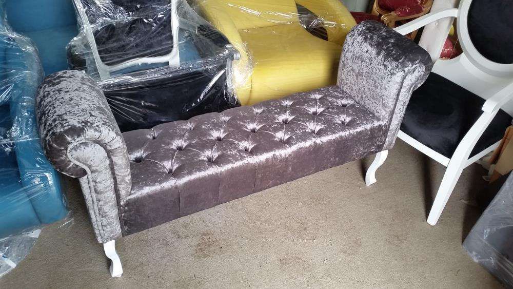 Banqueta capitonê pele, 120x45cm altura45cm