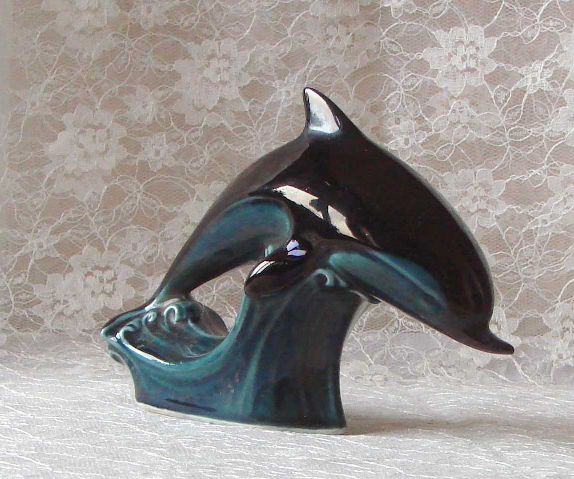 figurka delfin sygnatura