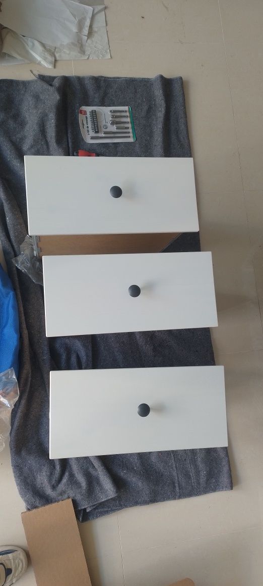 Montador de móveis e pintura de telhados