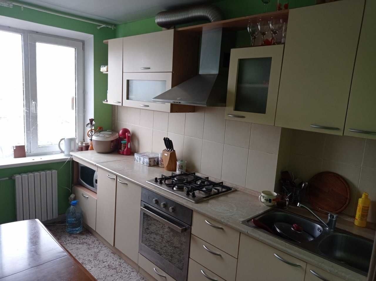 СРОЧНО! Продам 3-х комнатную квартиру! С мебелью! Заходи и живи!