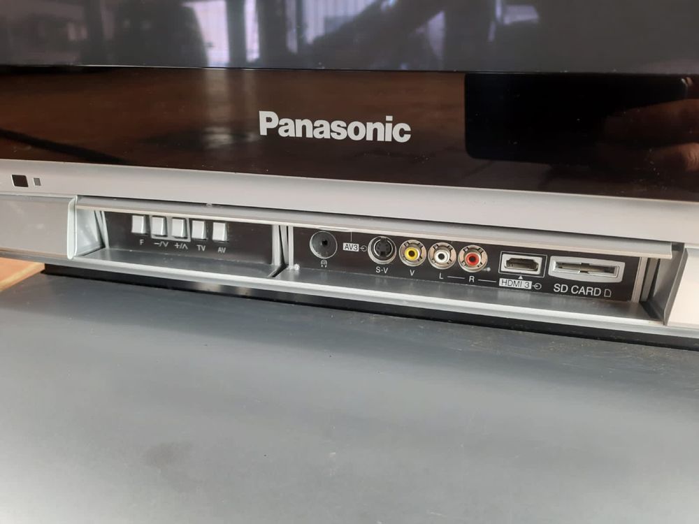 Телевізор Panasonic TH-D42PN83E