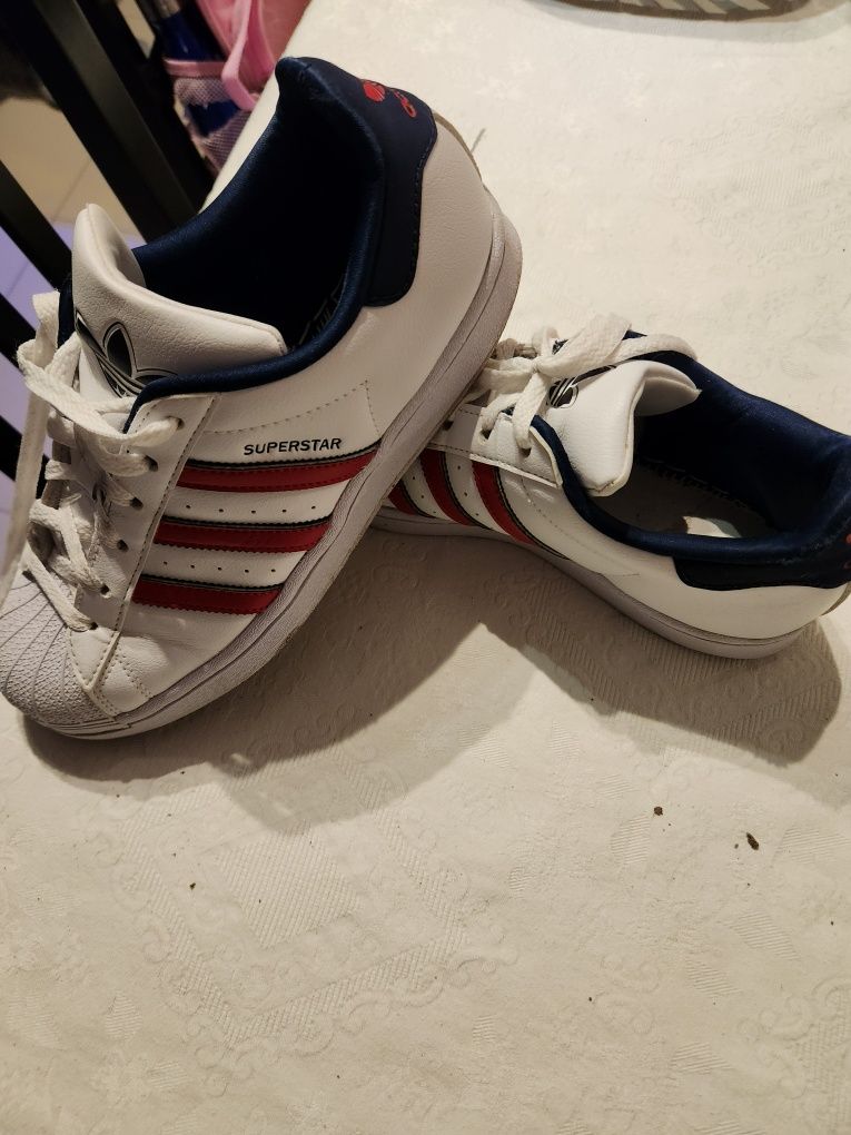 Sapatilhas adidas