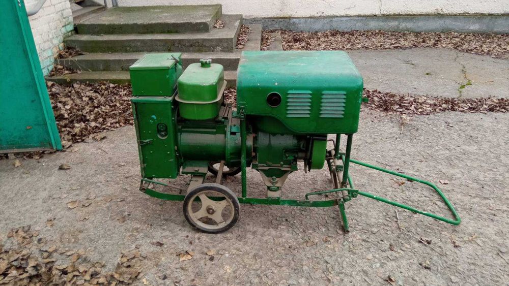 Продам генератор АБ-4-0-230М 4 кВт