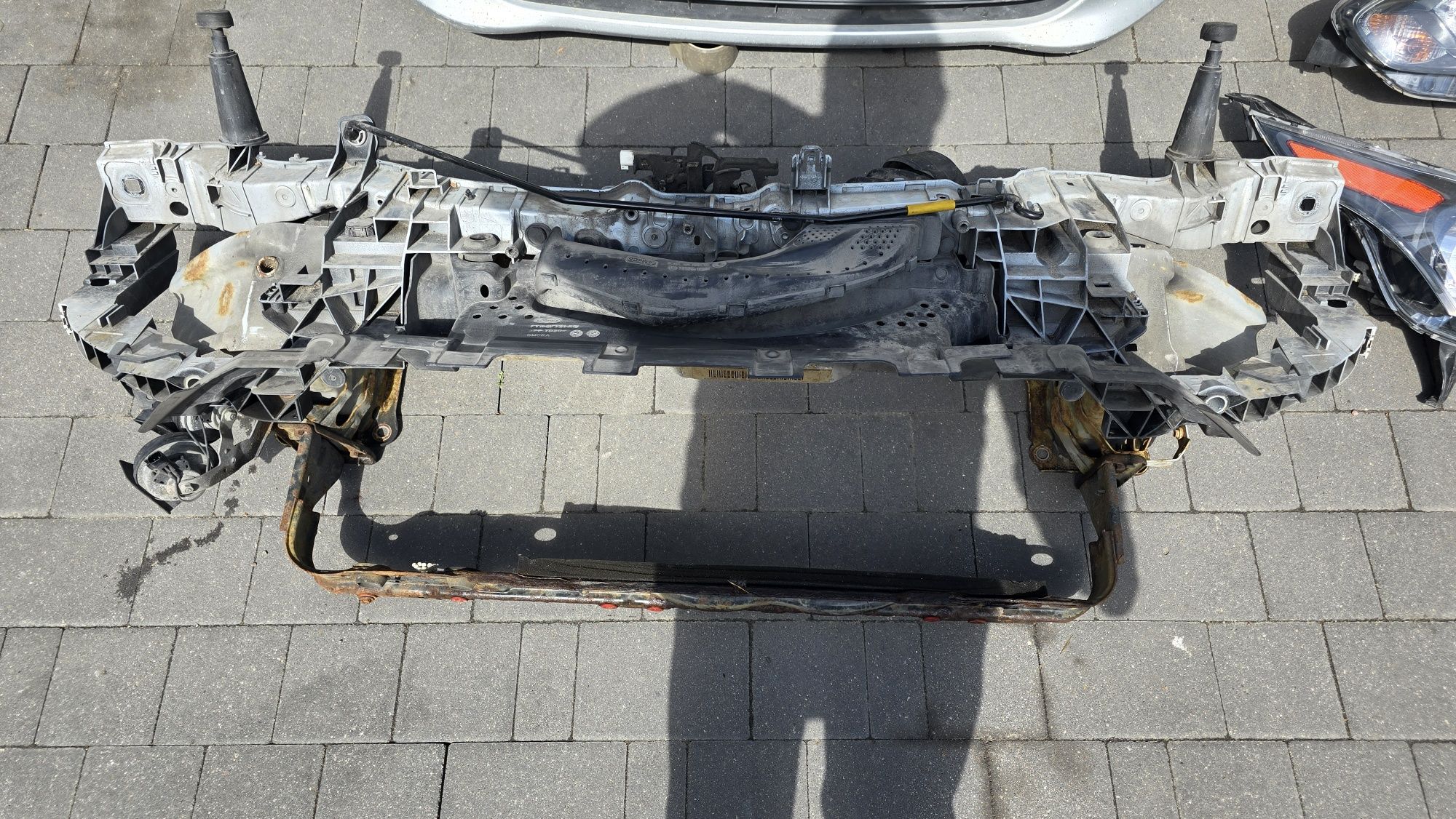 Kompletny przód Ford Transit Connect MK2 14- Europa